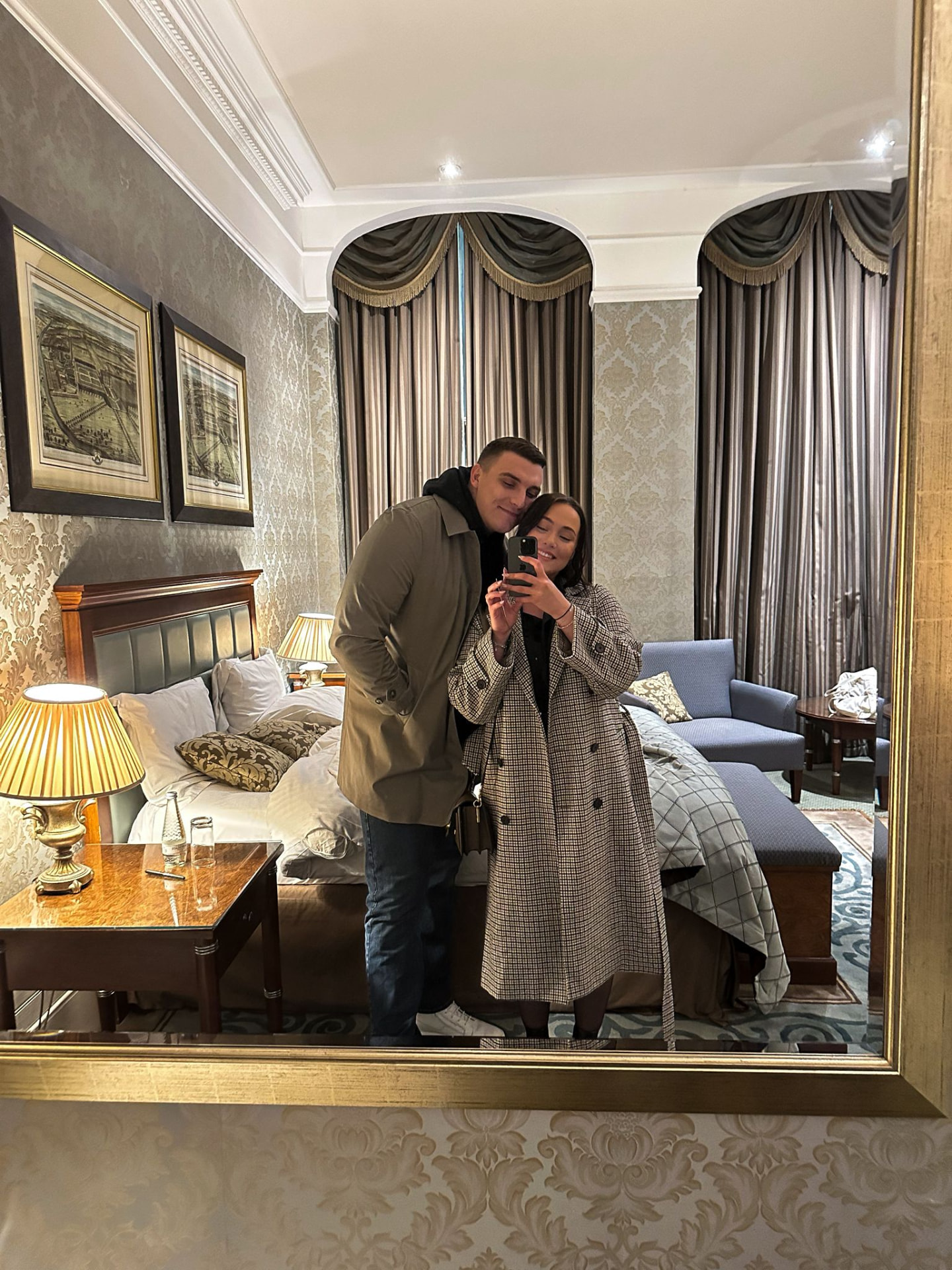 Victoria and Jamie in a hotel mirror selfie